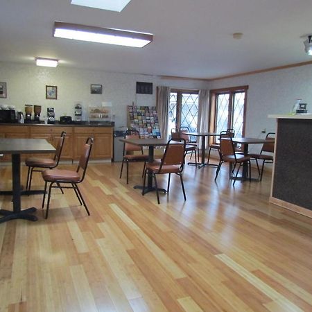 Cherry Lane Motor Inn Amish Country Ronks Exterior photo