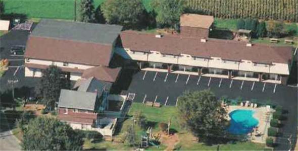 Cherry Lane Motor Inn Amish Country Ronks Exterior photo